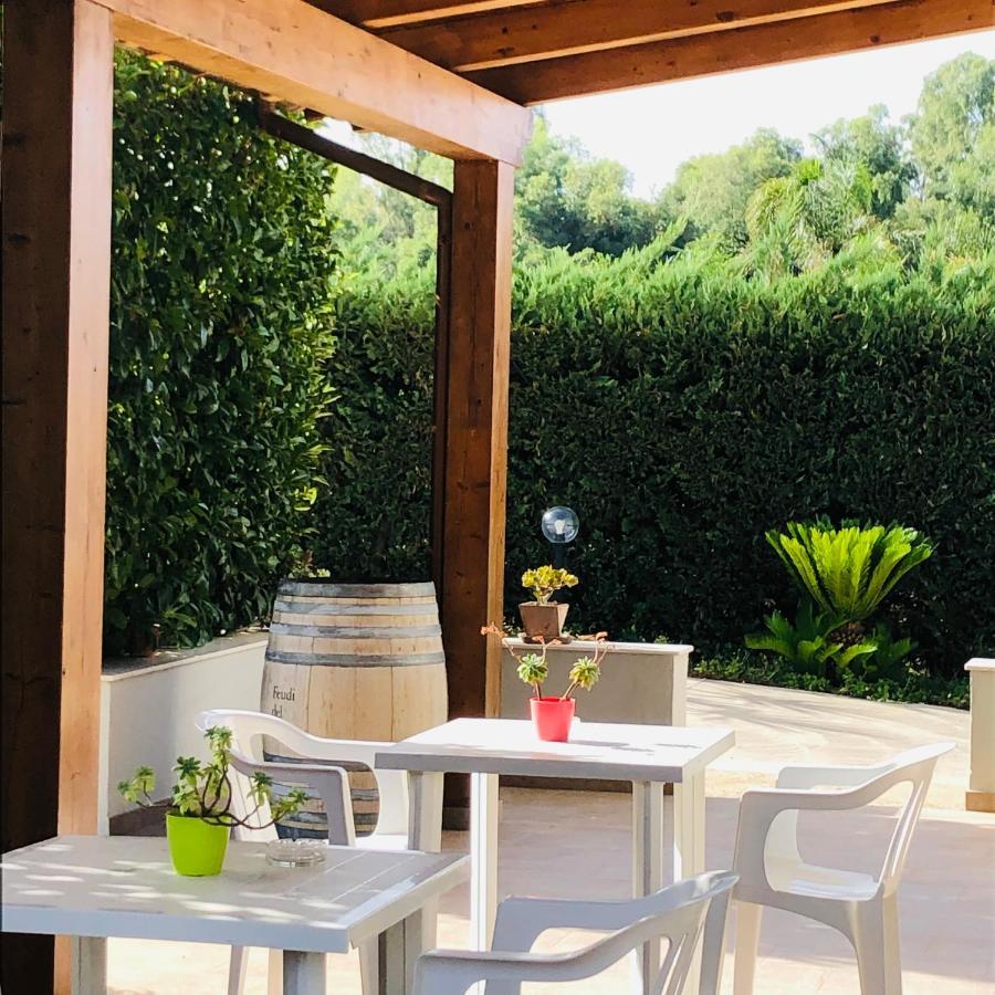 Casa Giulia Hotel Niscemi Екстериор снимка